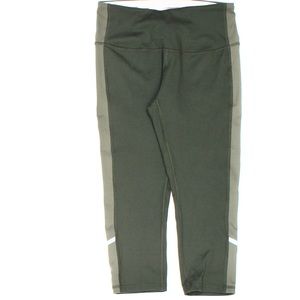 Saling these green leggings